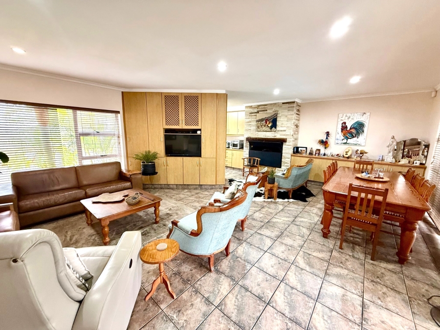 3 Bedroom Property for Sale in Tafelzicht Western Cape